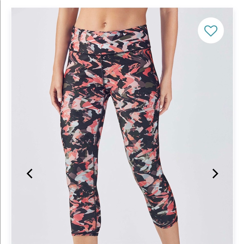 NWT Fabletics Salar Powerhold Capri